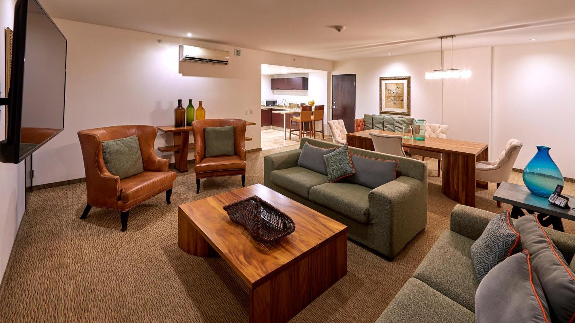Holiday Inn Guadalajara Patria-Universidad By Ihg 사포판 외부 사진