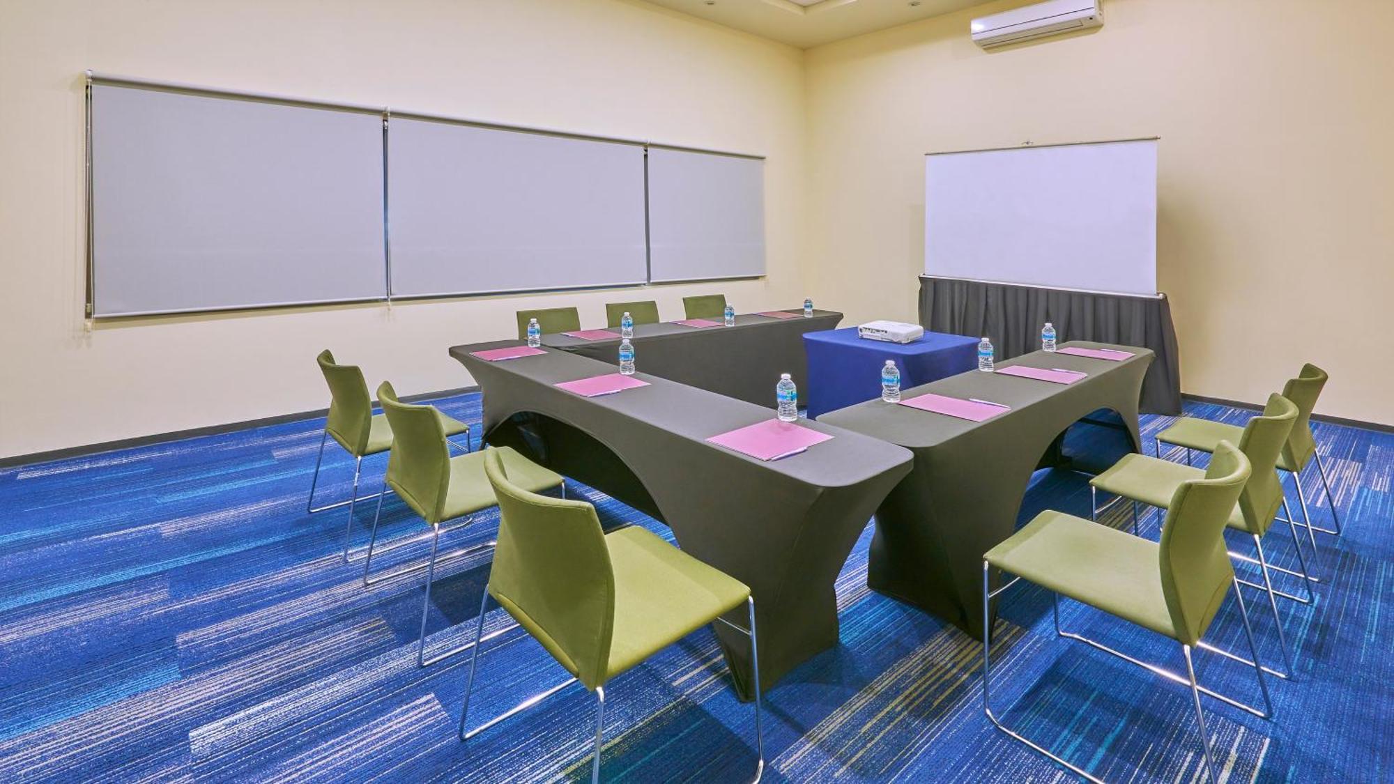 Holiday Inn Guadalajara Patria-Universidad By Ihg 사포판 외부 사진